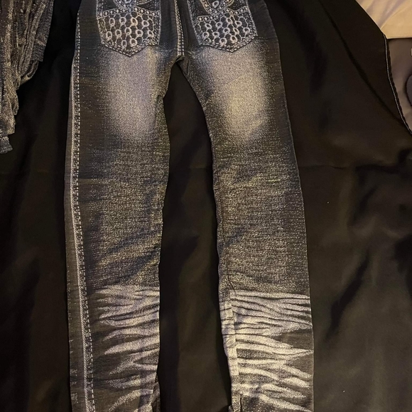 Chuns Jean Print Legging - Picture 4 of 4